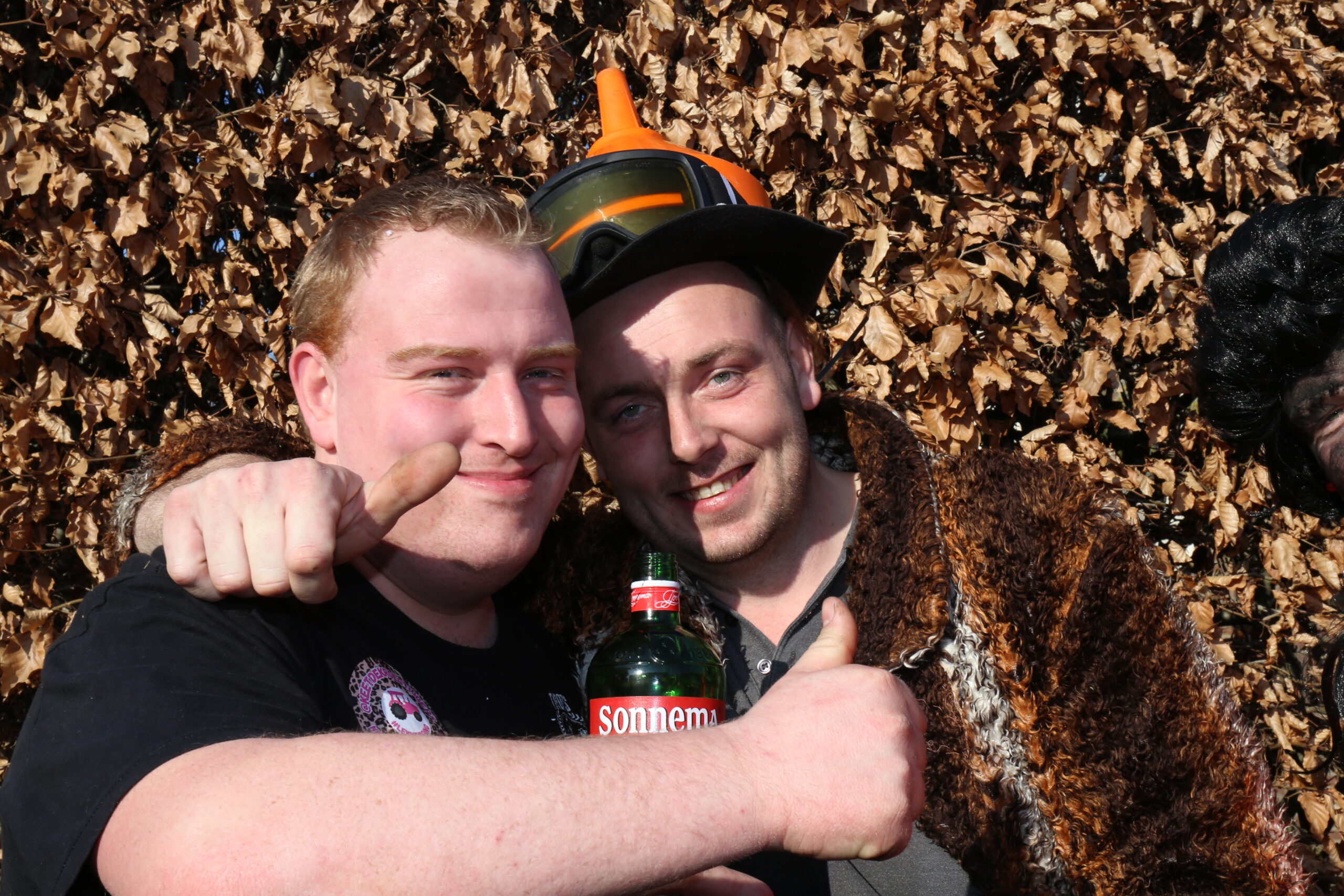 Vervangbare foto Feestavonden